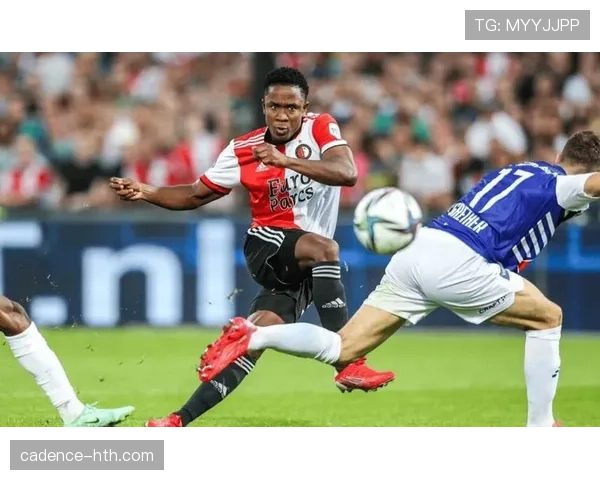 兹沃勒中路渗透战术焕发新活力,助力球队新赛季连创佳绩 兹沃勒中路渗透战术焕发新活力,助力球队新赛季连创佳绩