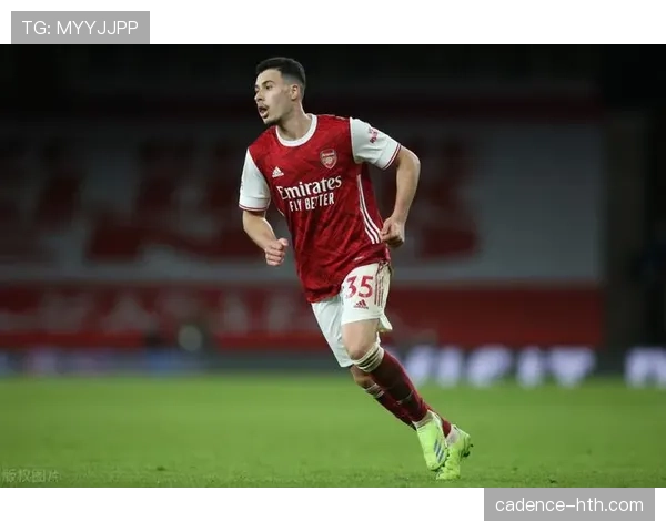 埃利亚·阿德巴约状态回暖，助球队上演精彩逆转，尽显英超巨星风采