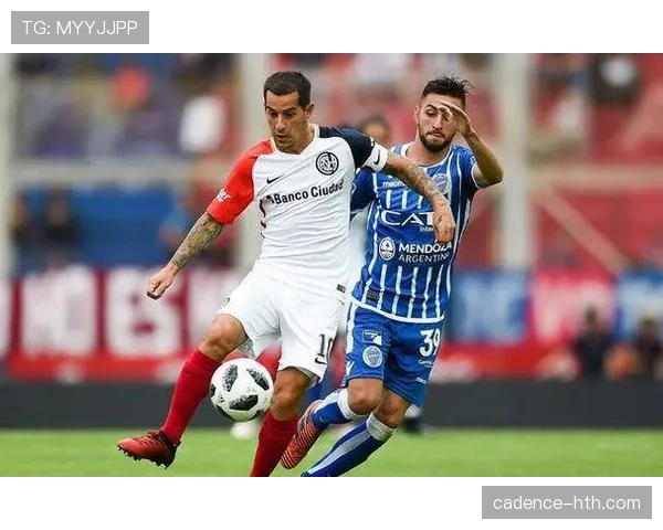 里斯本竞技锋线火力全开,状态回暖引关注新赛季表现 里斯本竞技锋线火力全开,状态回暖引关注新赛季表现