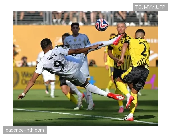 高位压迫反成软肋?曼城被快攻打穿的隐患藏不住了 高位压迫反成软肋?曼城被快攻打穿的隐患藏不住了