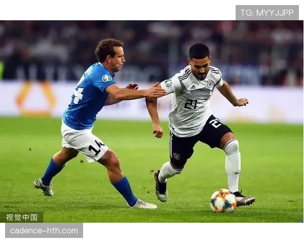 凯恩与德罗巴支点作用及战术价值对比分析