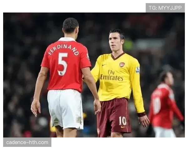 凯恩 vs 范佩西：英超传奇中锋的终结效率与战术角色对比