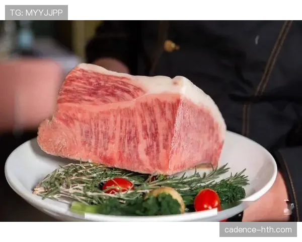 乔恩·琼斯家里冰箱塞满牛排，训练餐单比米其林还贵